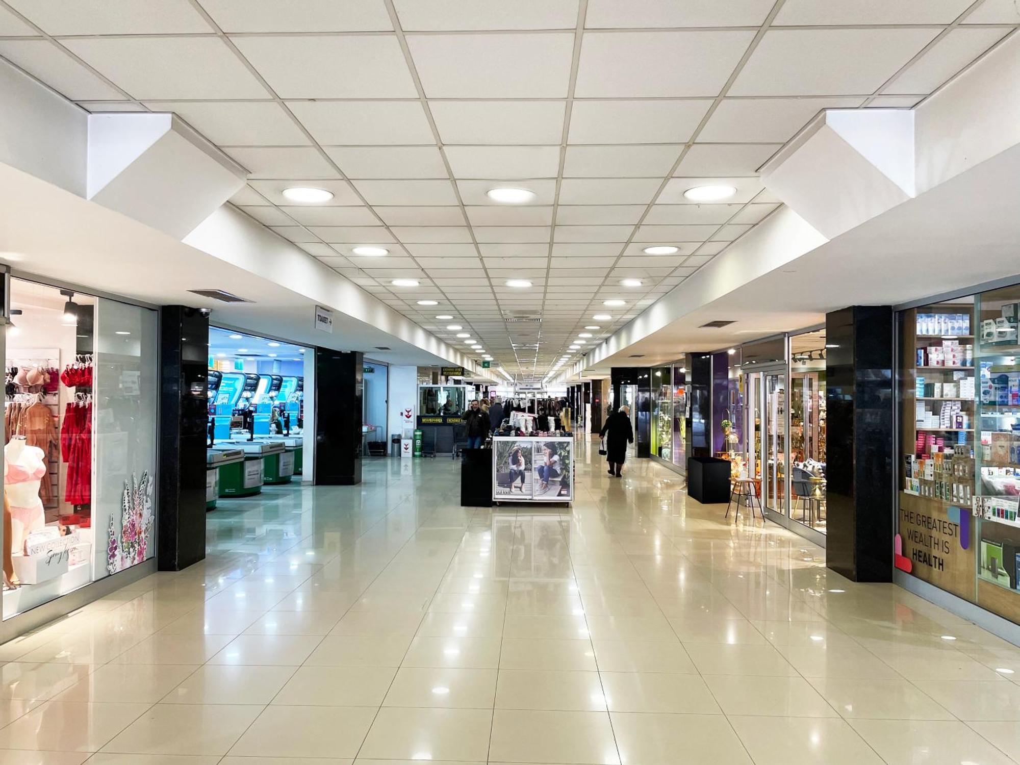 Queen'S Hotel - Zebra Centre Skopje Zewnętrze zdjęcie