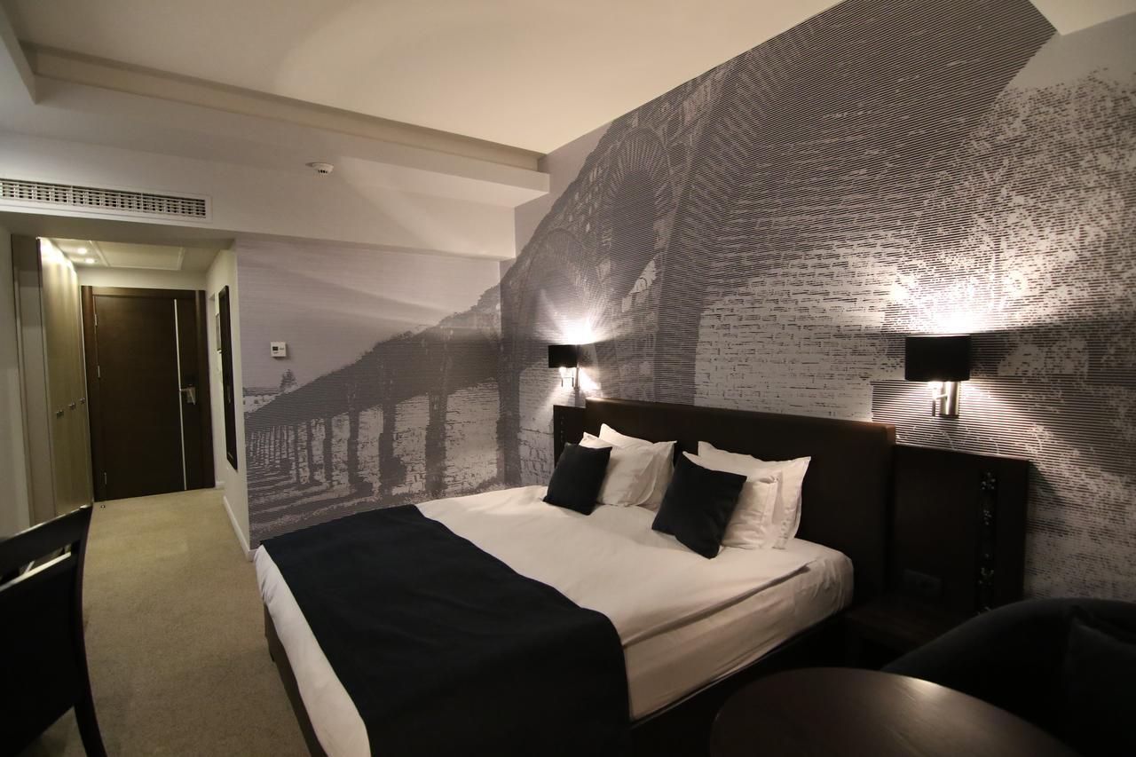 Queen'S Hotel - Zebra Centre Skopje Pokój zdjęcie